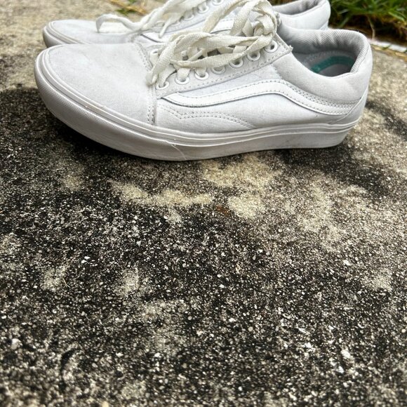 Vans Old Skool Shoe - Picture 5 of 6